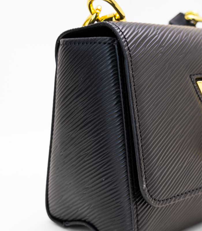 LV_BigBlackMidBags_2