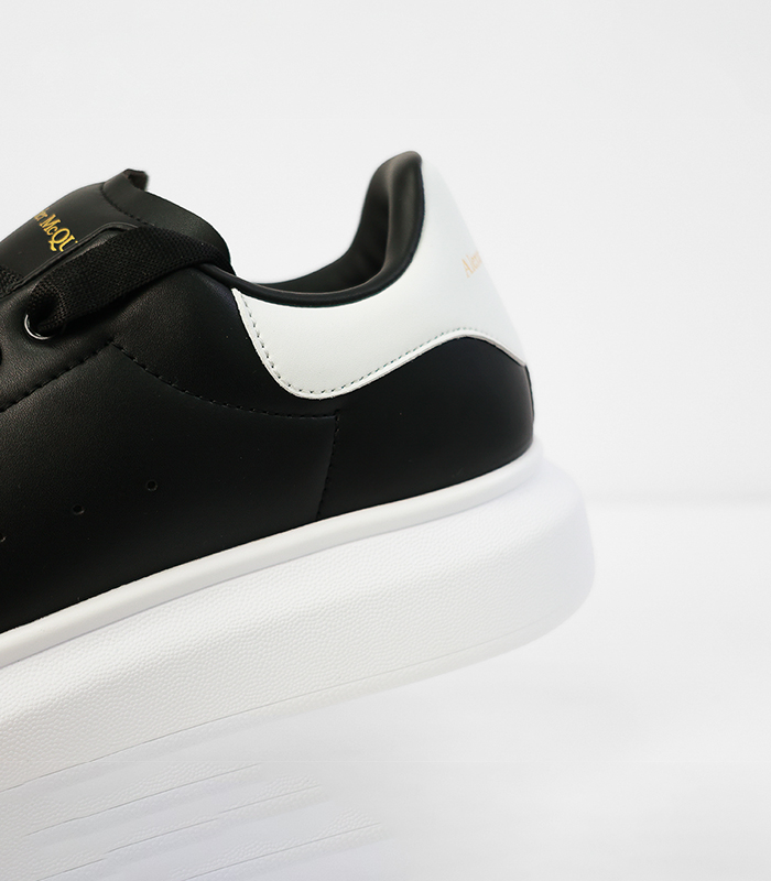 McQueen_Prod130_2-1.jpg