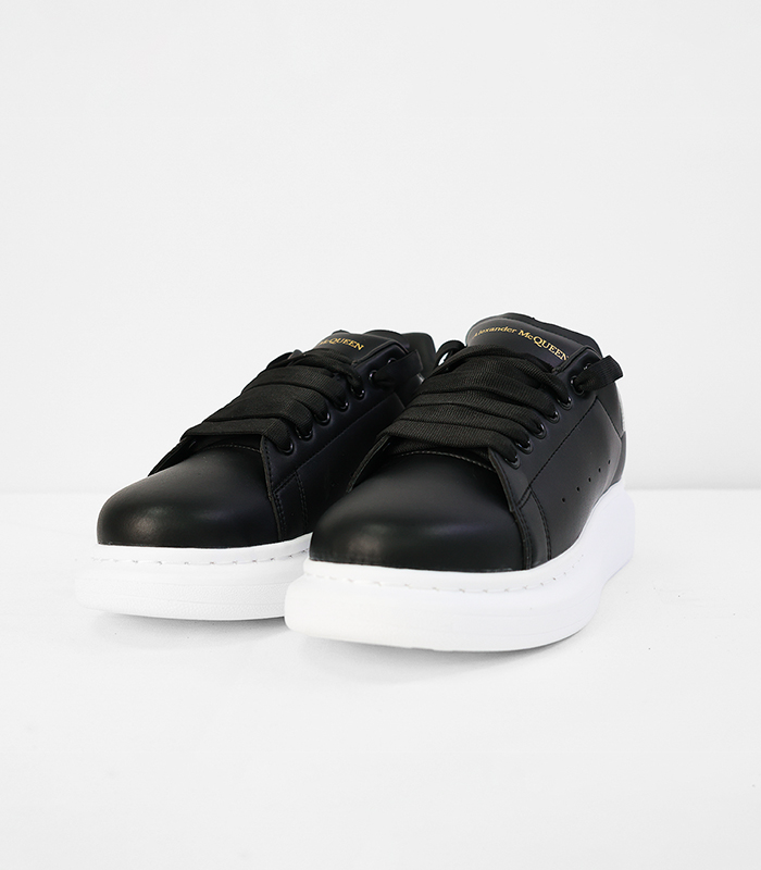 McQueen_Prod130_5-1.jpg