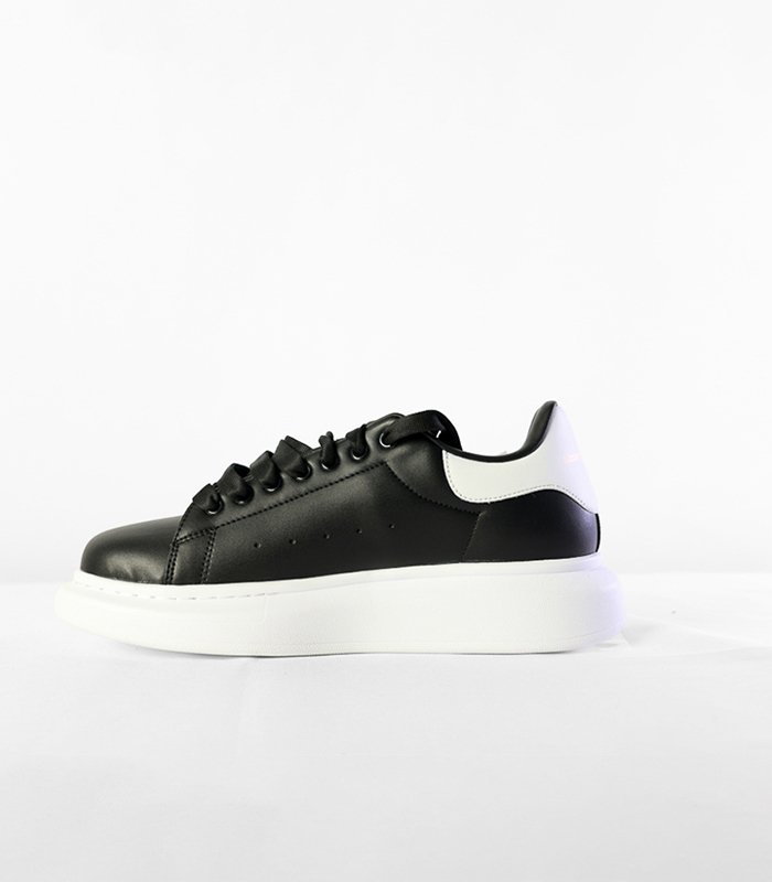 McQueen_Prod190_1-1.jpg