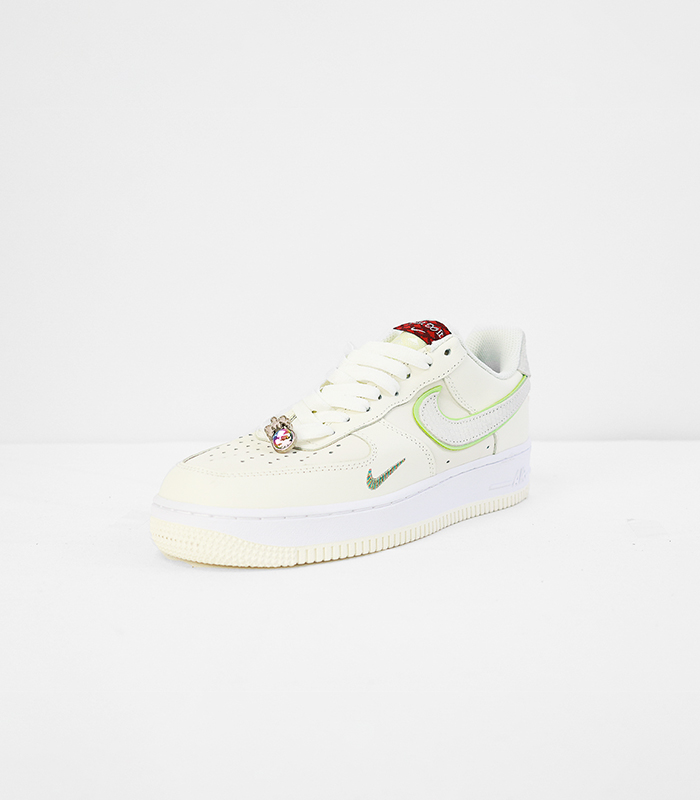 Nike_airforce_Prod160_6-1.jpg